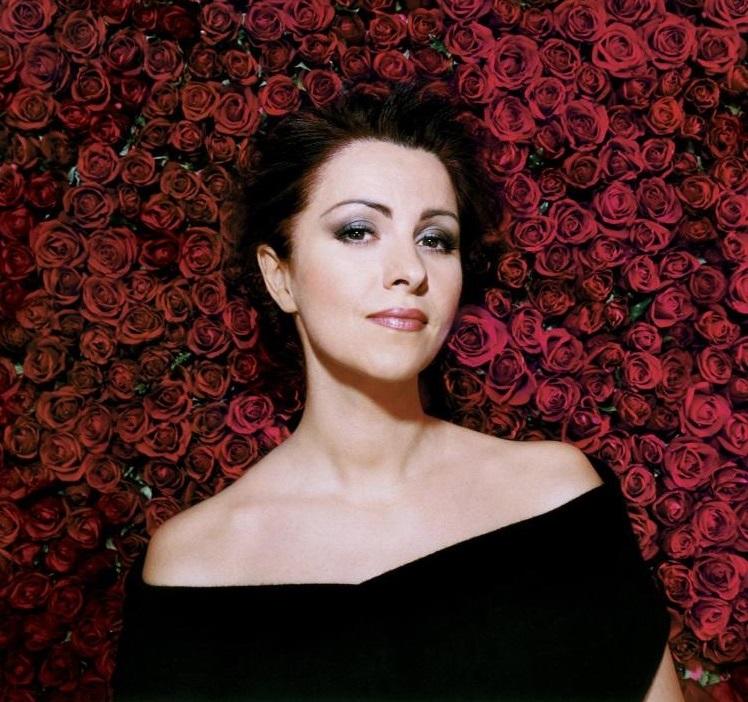 actor Angela Gheorghiu large photo
