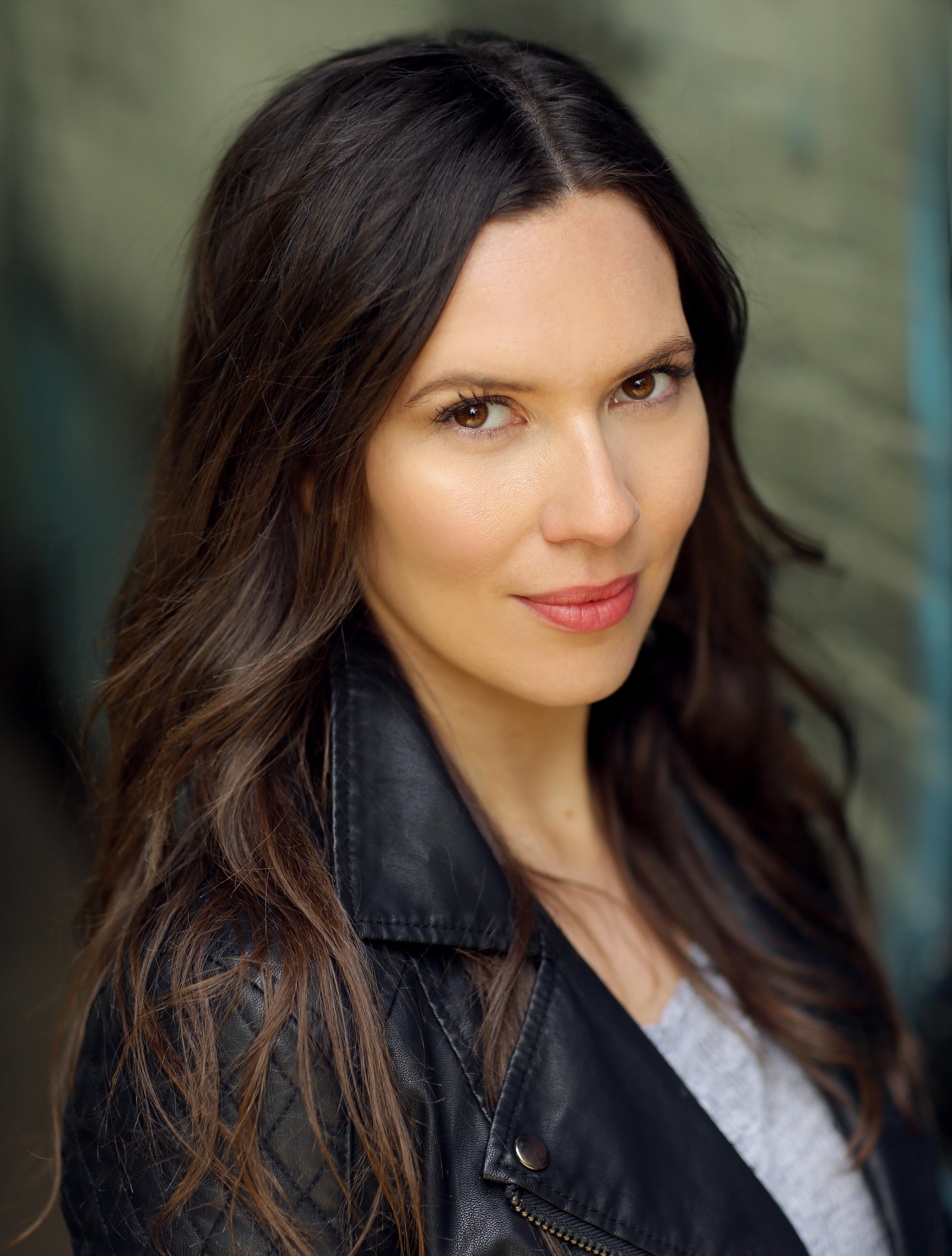 actor Sarah Tempest large photo