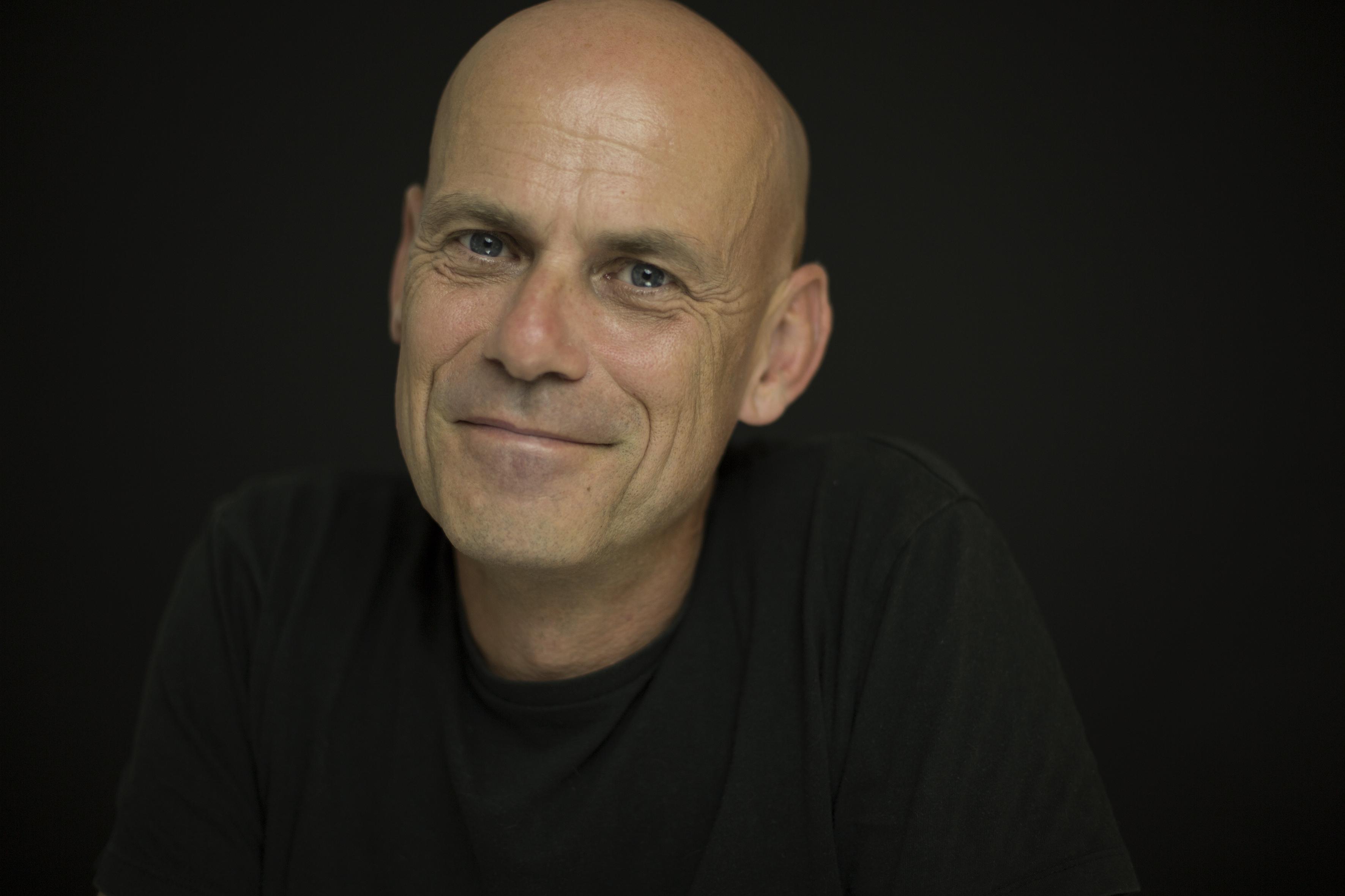 actor Paul Leonard Murray large photo
