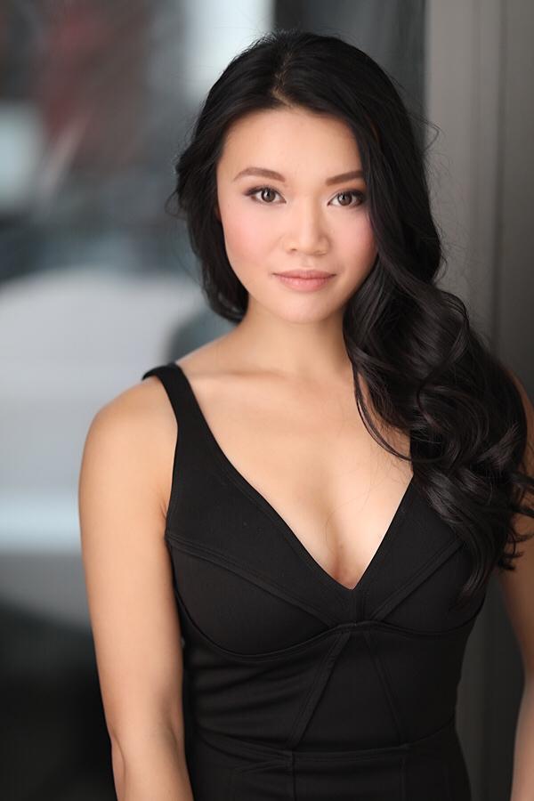 actor Caroline Chan large photo