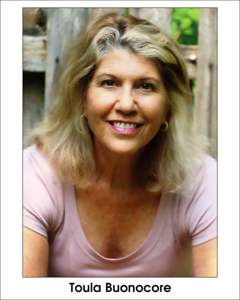 actor Toula Buonocore large photo