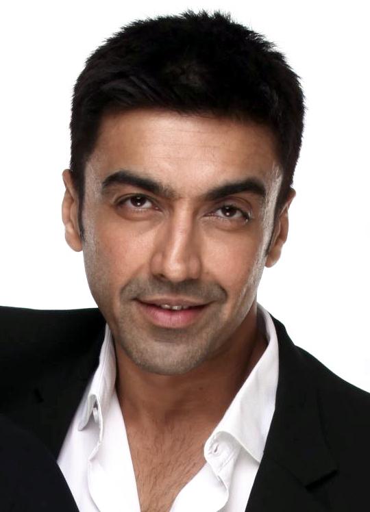 actor Aashish Chaudhary large photo