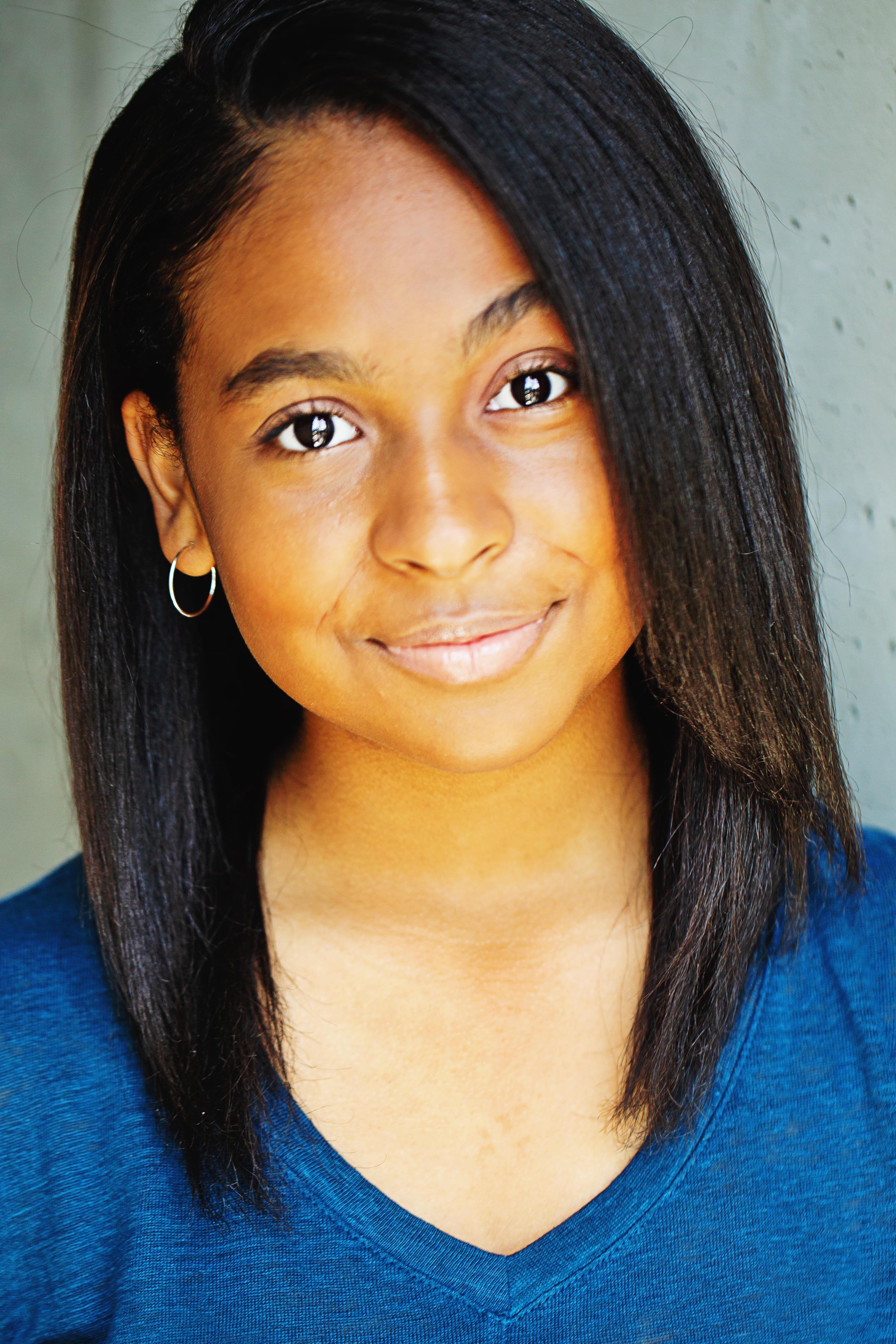 actor Laila Pruitt large photo