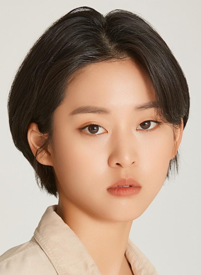 actor Lee Yeon large photo