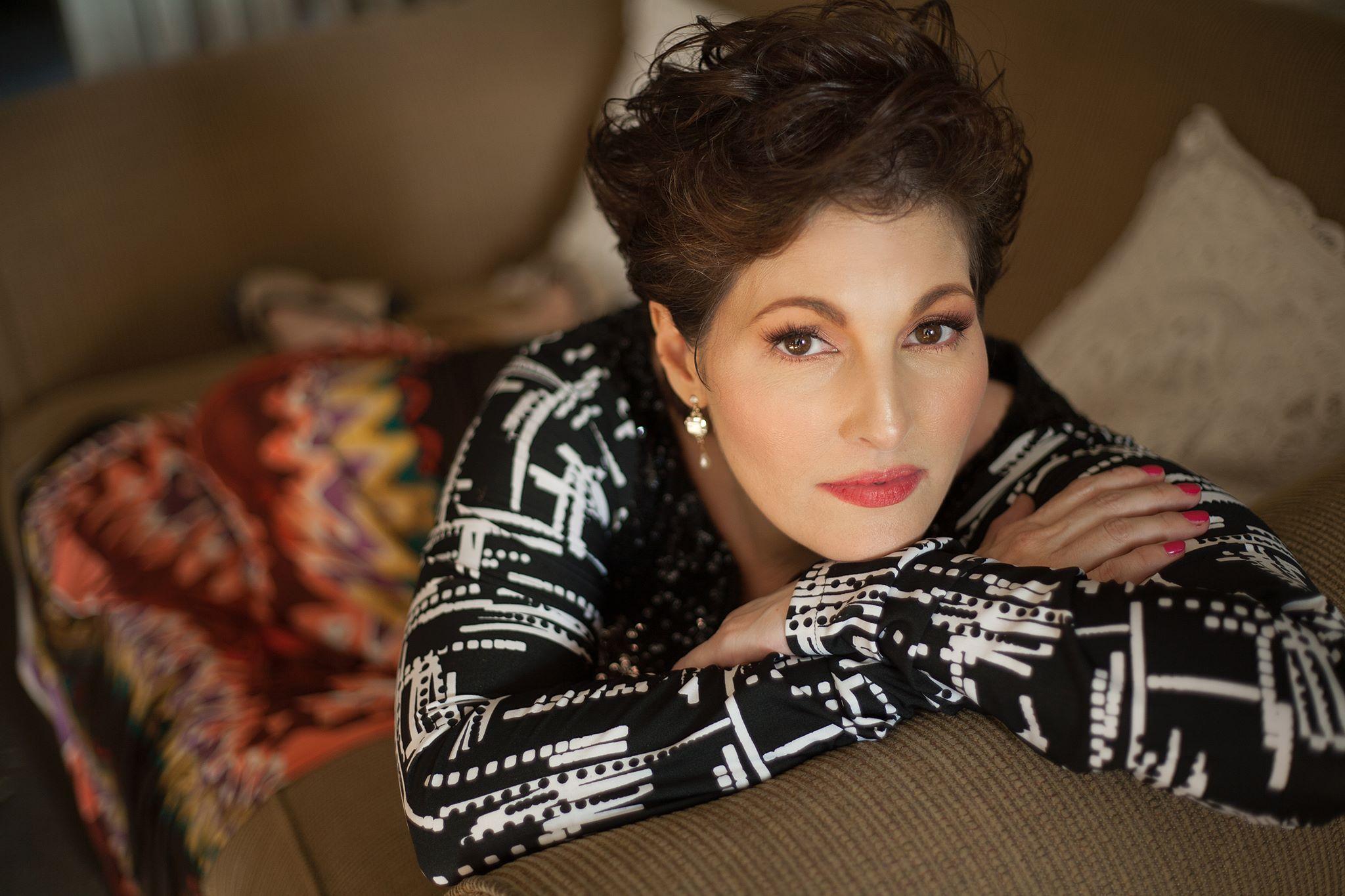actor Jackie Lou Blanco large photo
