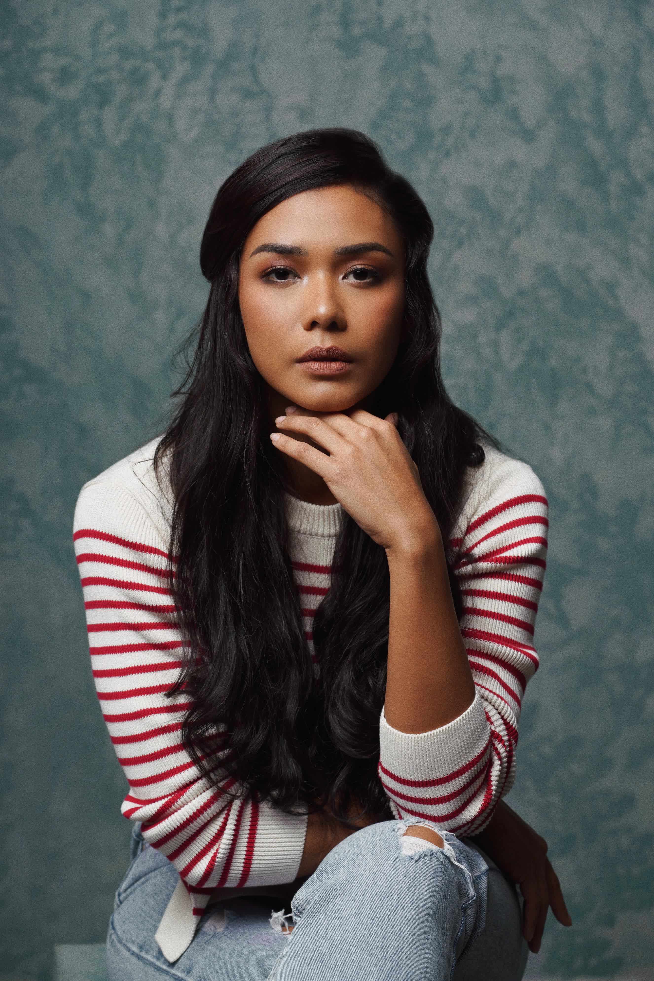 actor Adinia Wirasti large photo