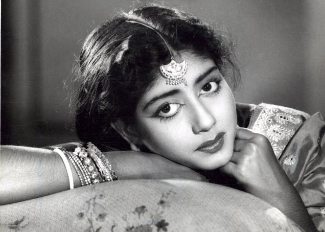 actor Savitri Chatterjee large photo