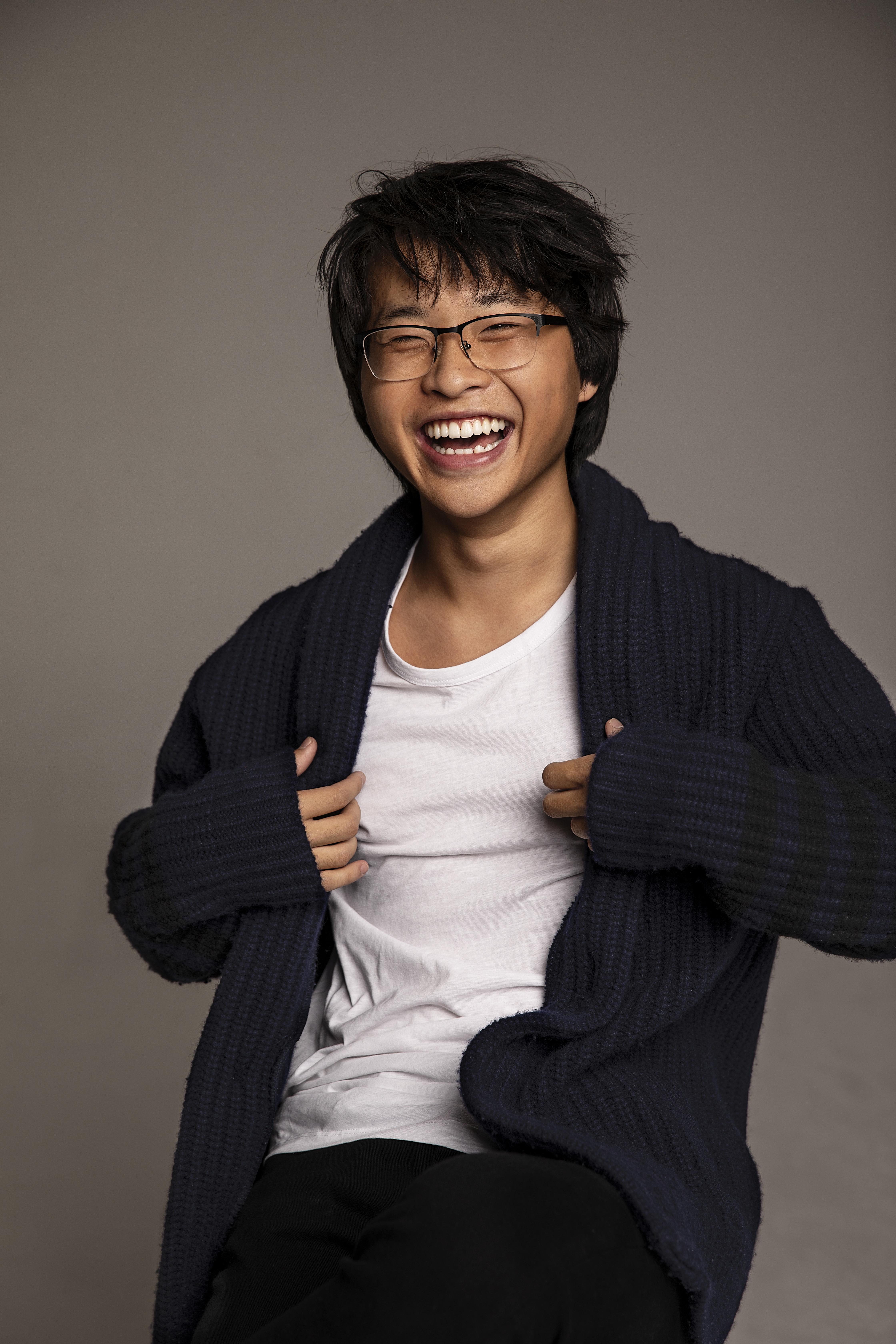 actor Kenny Ridwan large photo