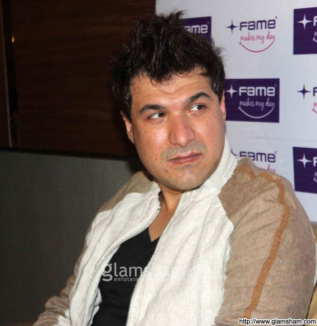 actor Sarfaraz Khan large photo