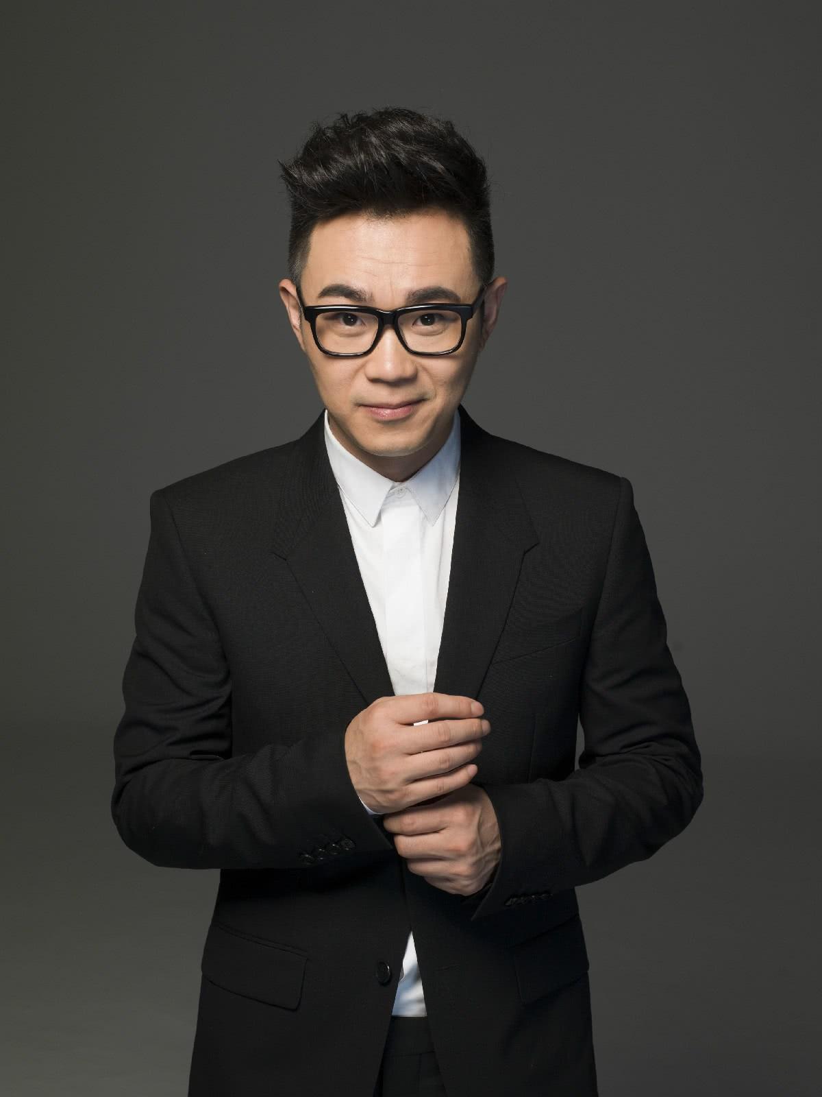 actor Chengpeng Dong large photo