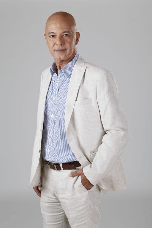 actor Michael De Mesa large photo