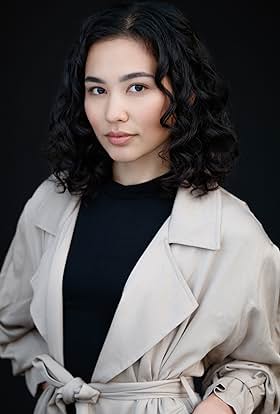 actor Ella Choi large photo