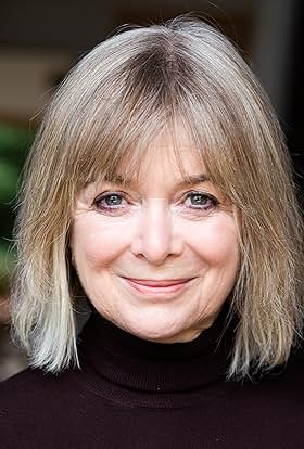 actor Caroline Gruber large photo