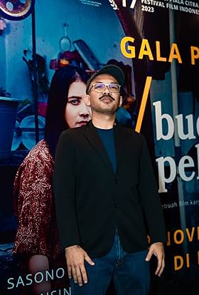 actor Muhammad Nur Qomaruddin large photo