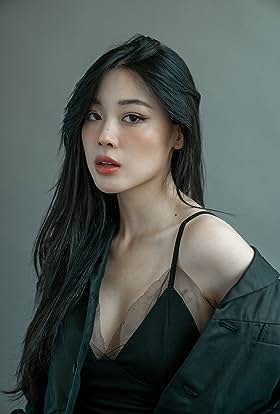 actor Emily Mei large photo