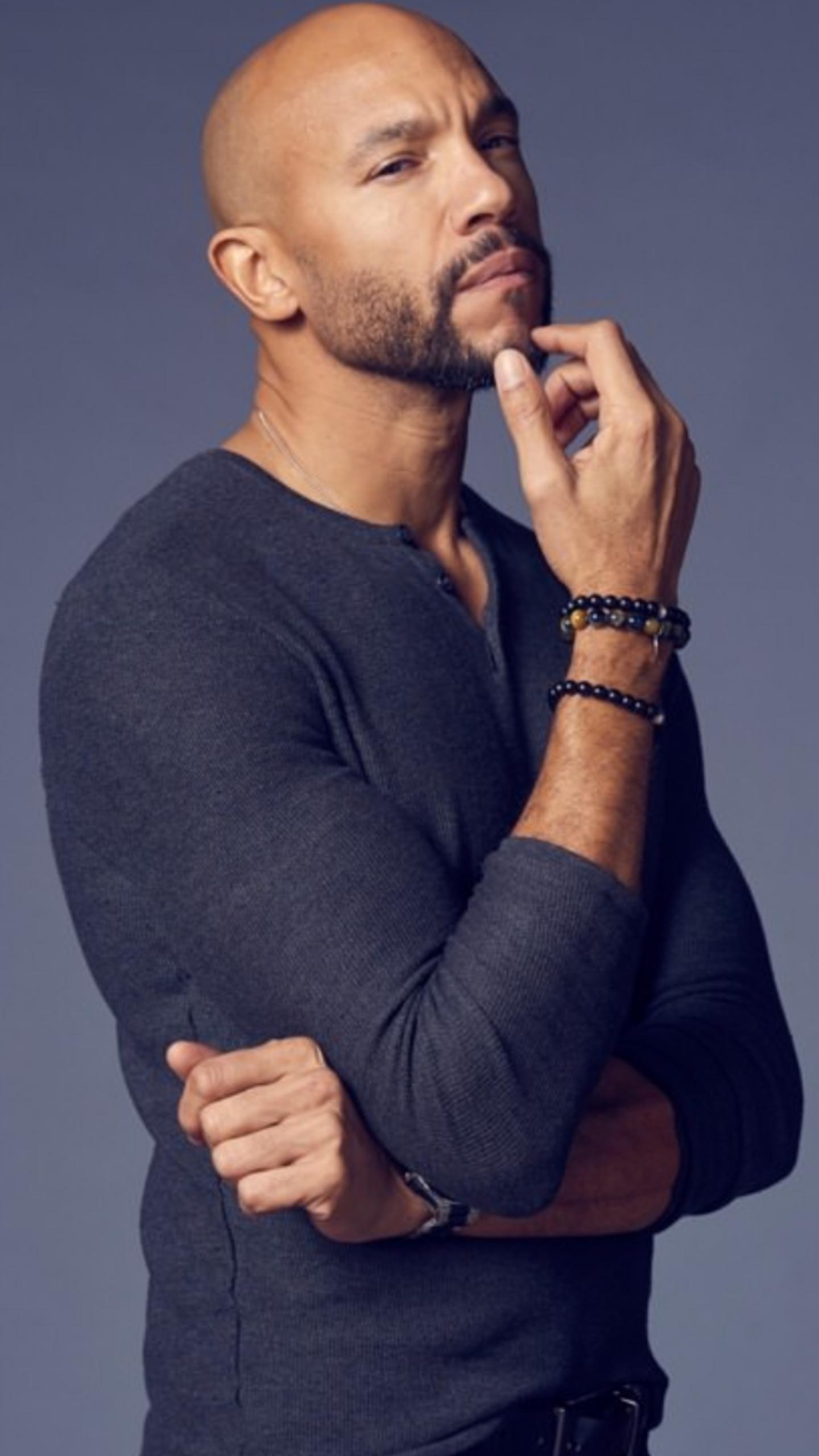 actor Stephen Bishop large photo