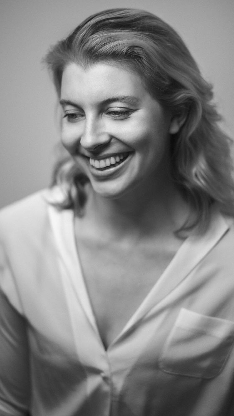 actor Kate Kennedy large photo