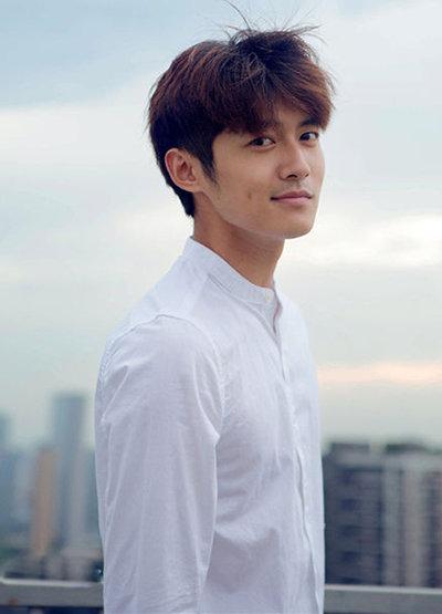 actor Mengshi Tong large photo