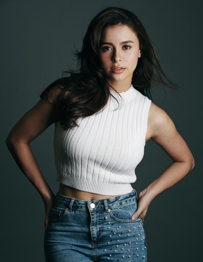 actor Yassi Pressman large photo