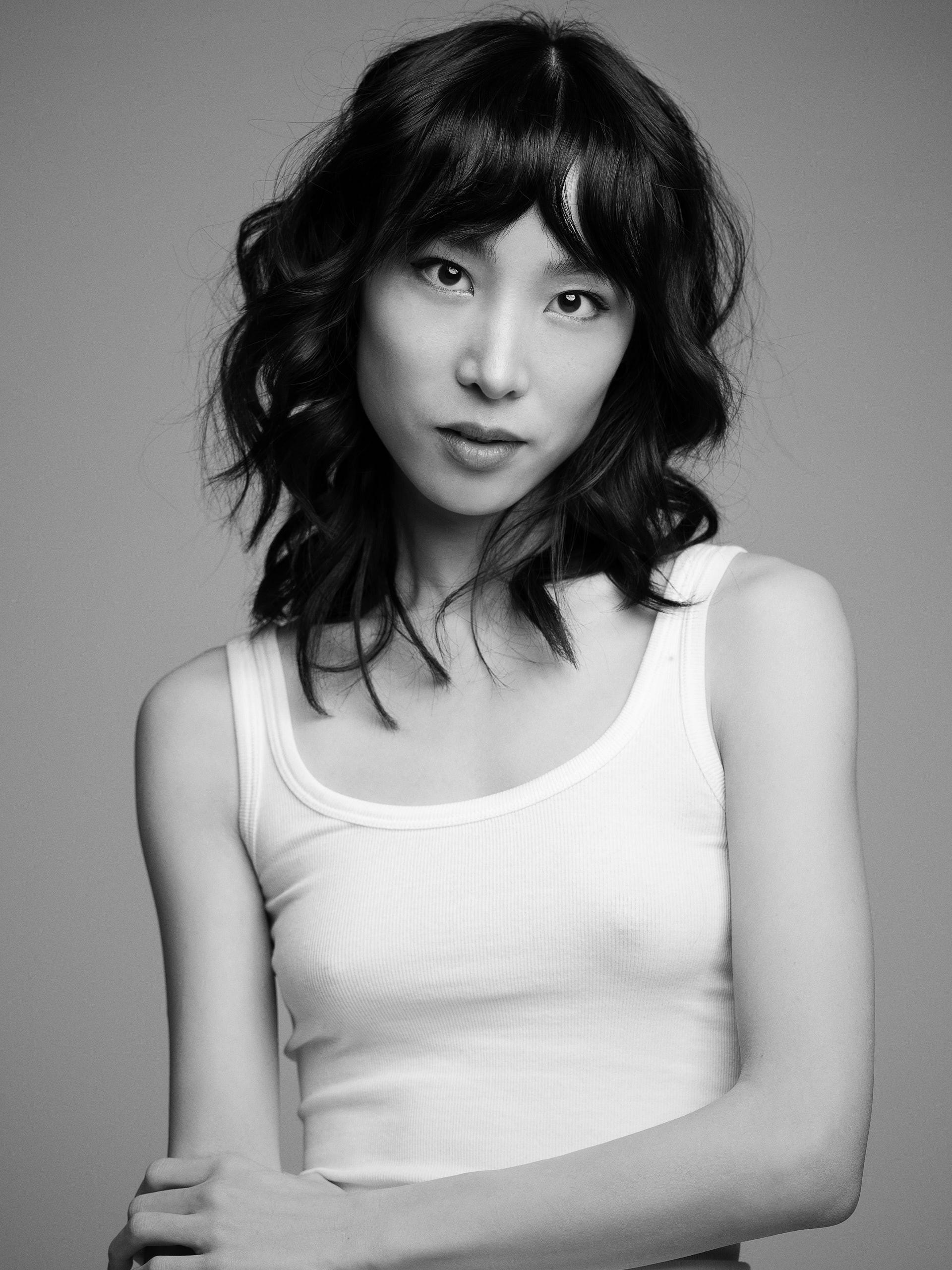 actor Daphne Zelle large photo