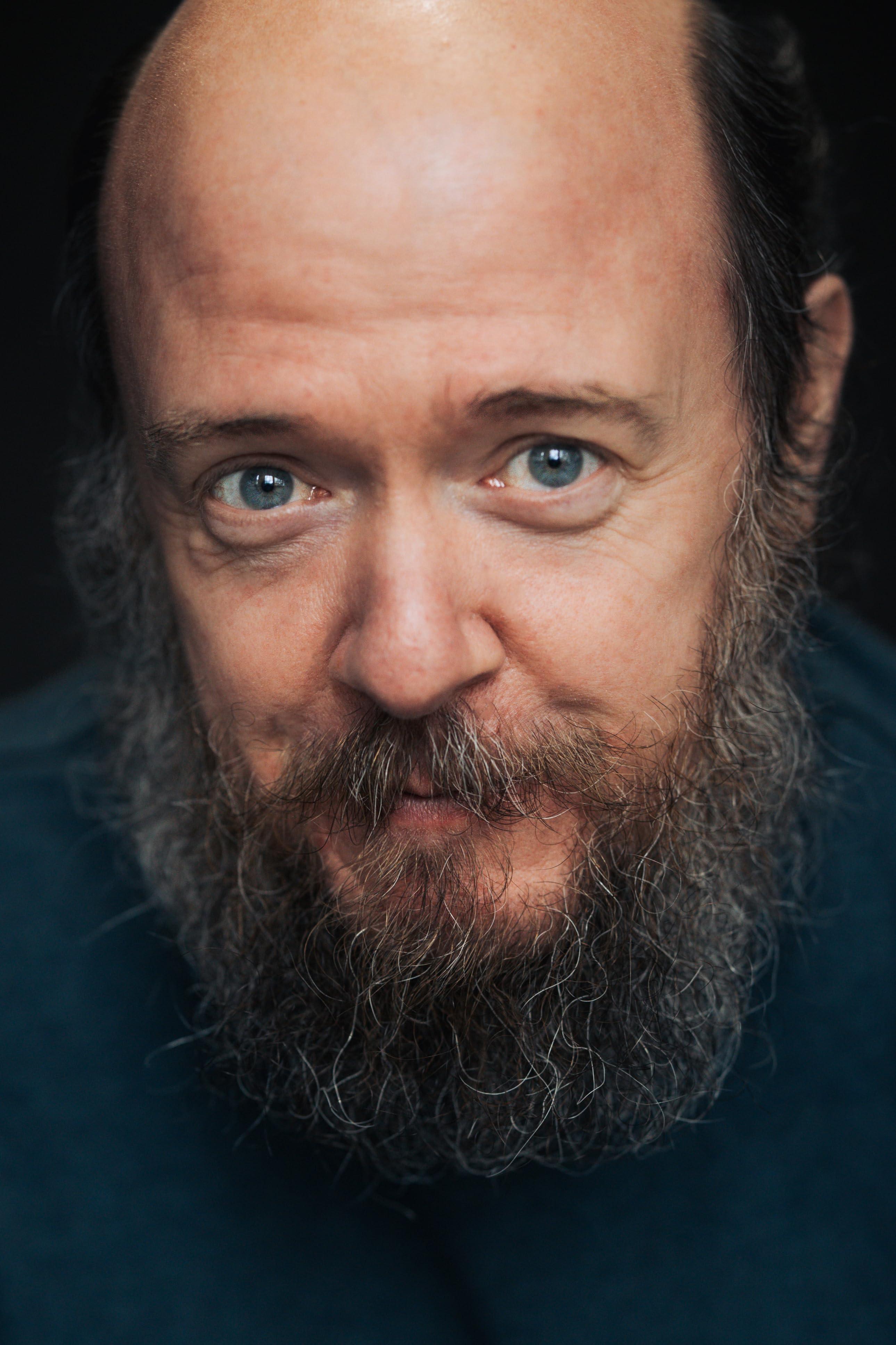 actor John Cummins large photo