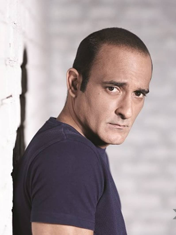 actor Akshaye Khanna large photo