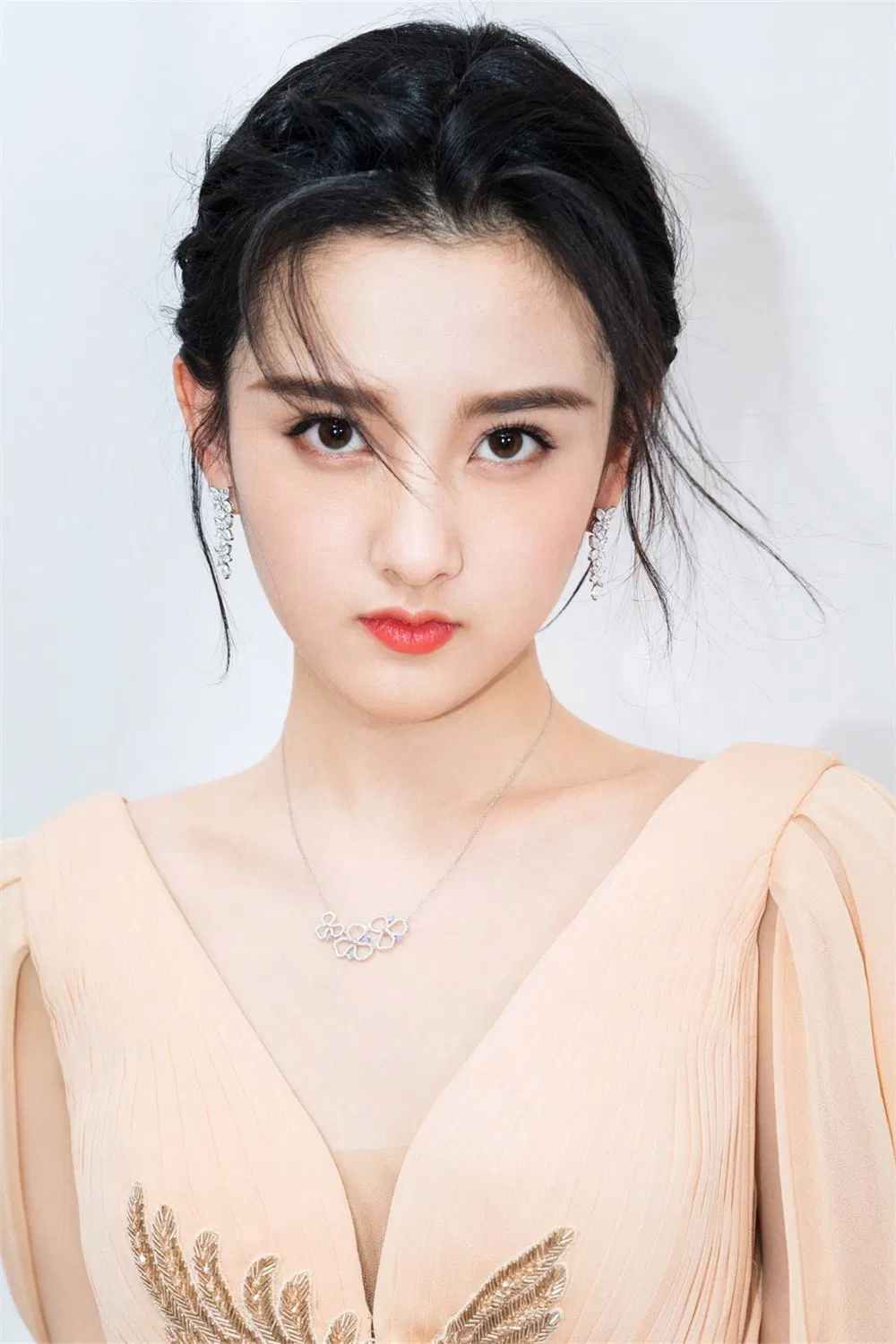 actor Zuer Song large photo