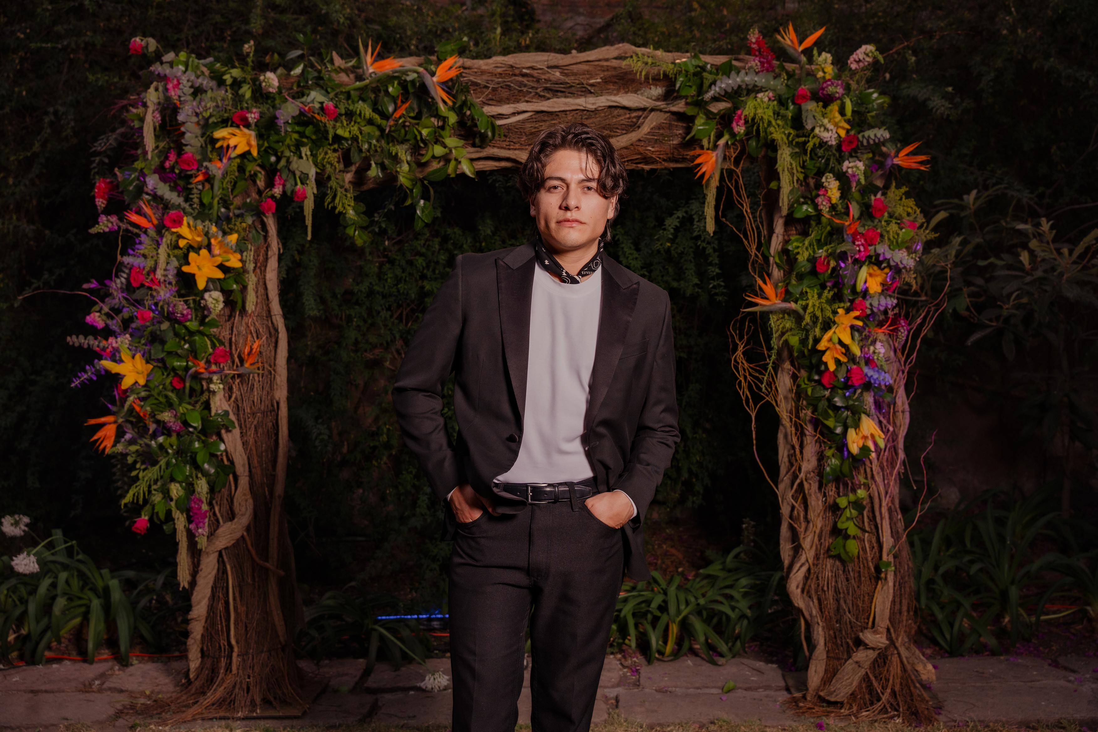 actor Jose Velazquez large photo