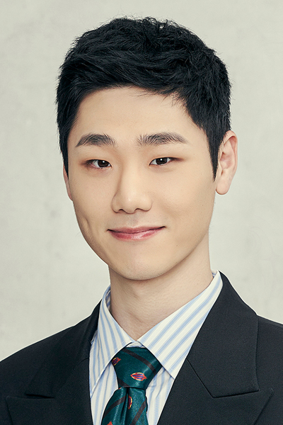 actor Lee Bong-joon large photo