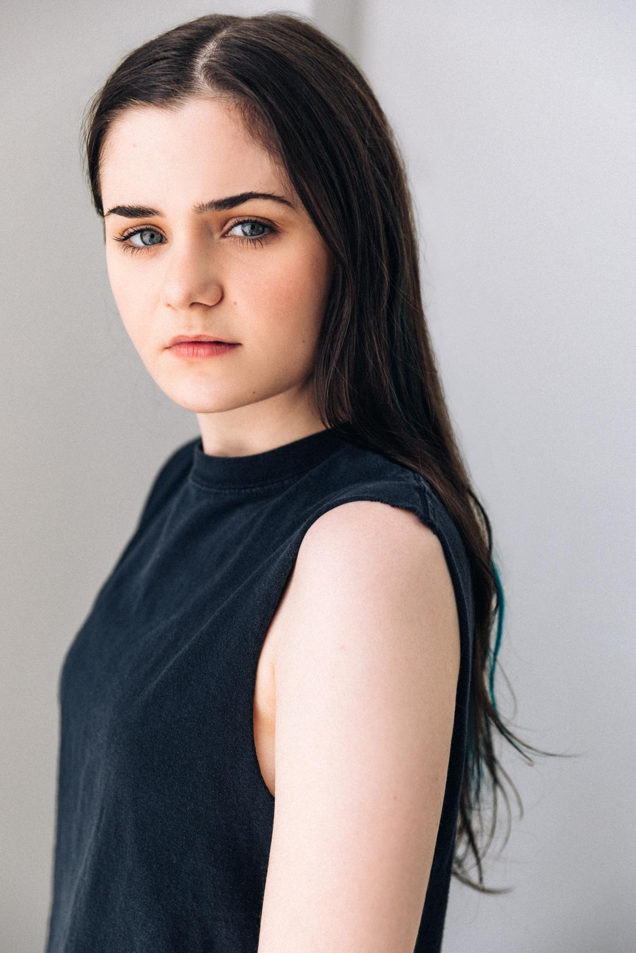 actor Lilah Guaragna large photo