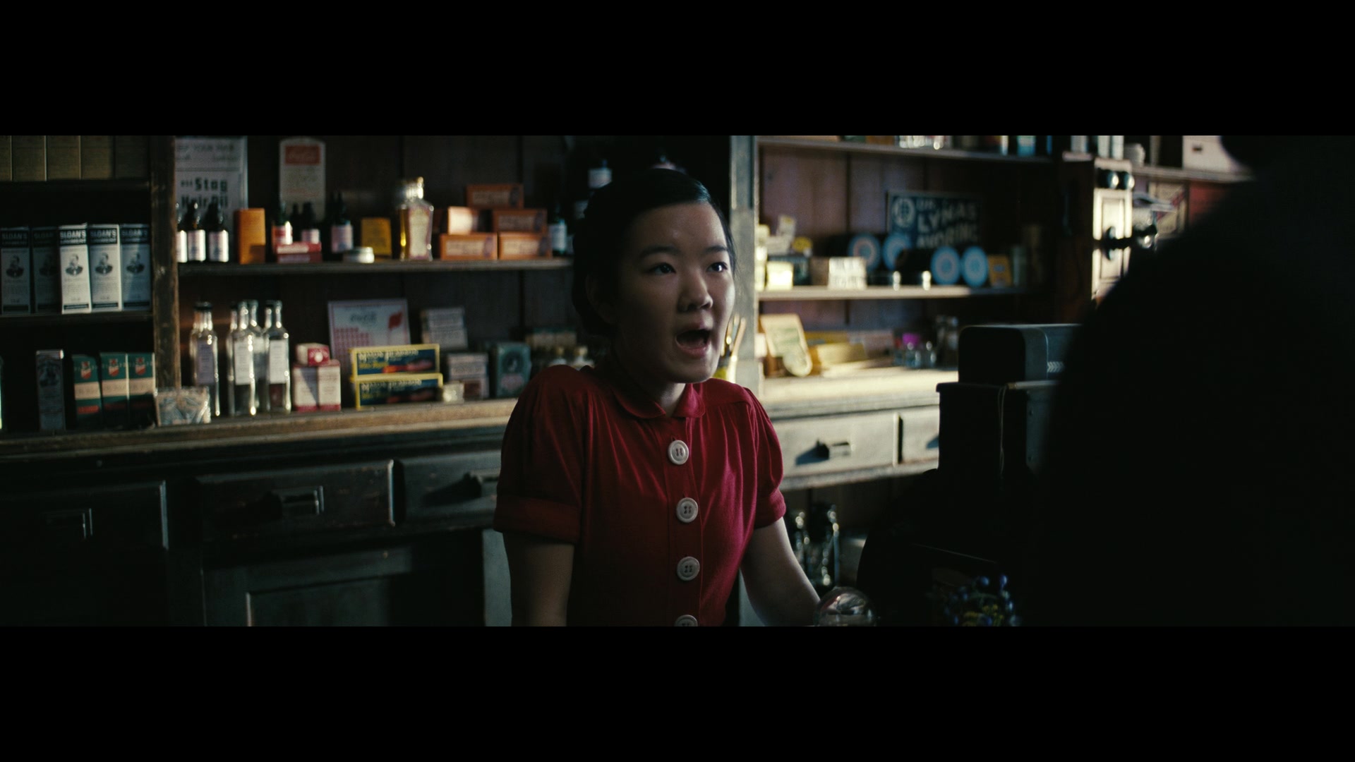 actor Helena Hu large photo