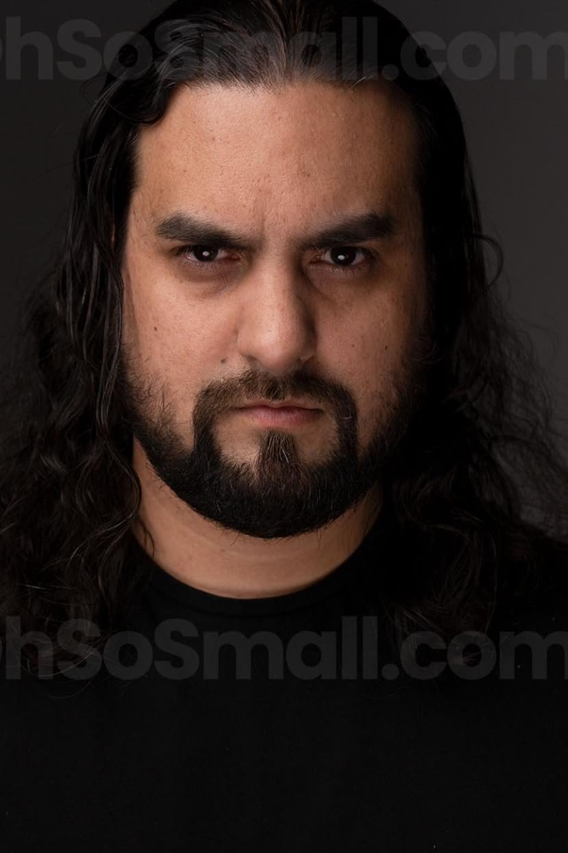 actor Neil Alexander Smith large photo