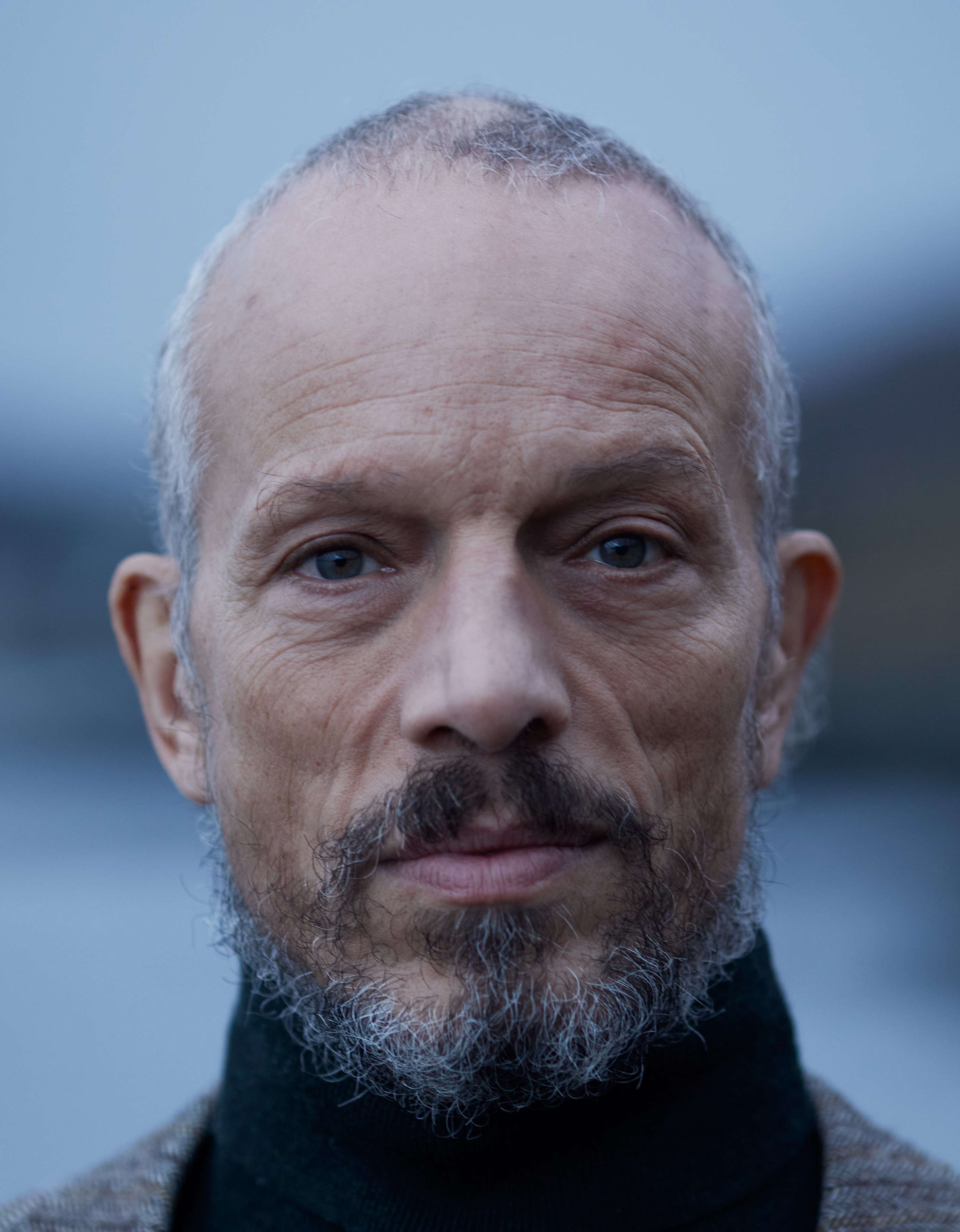 actor Arno Luening large photo